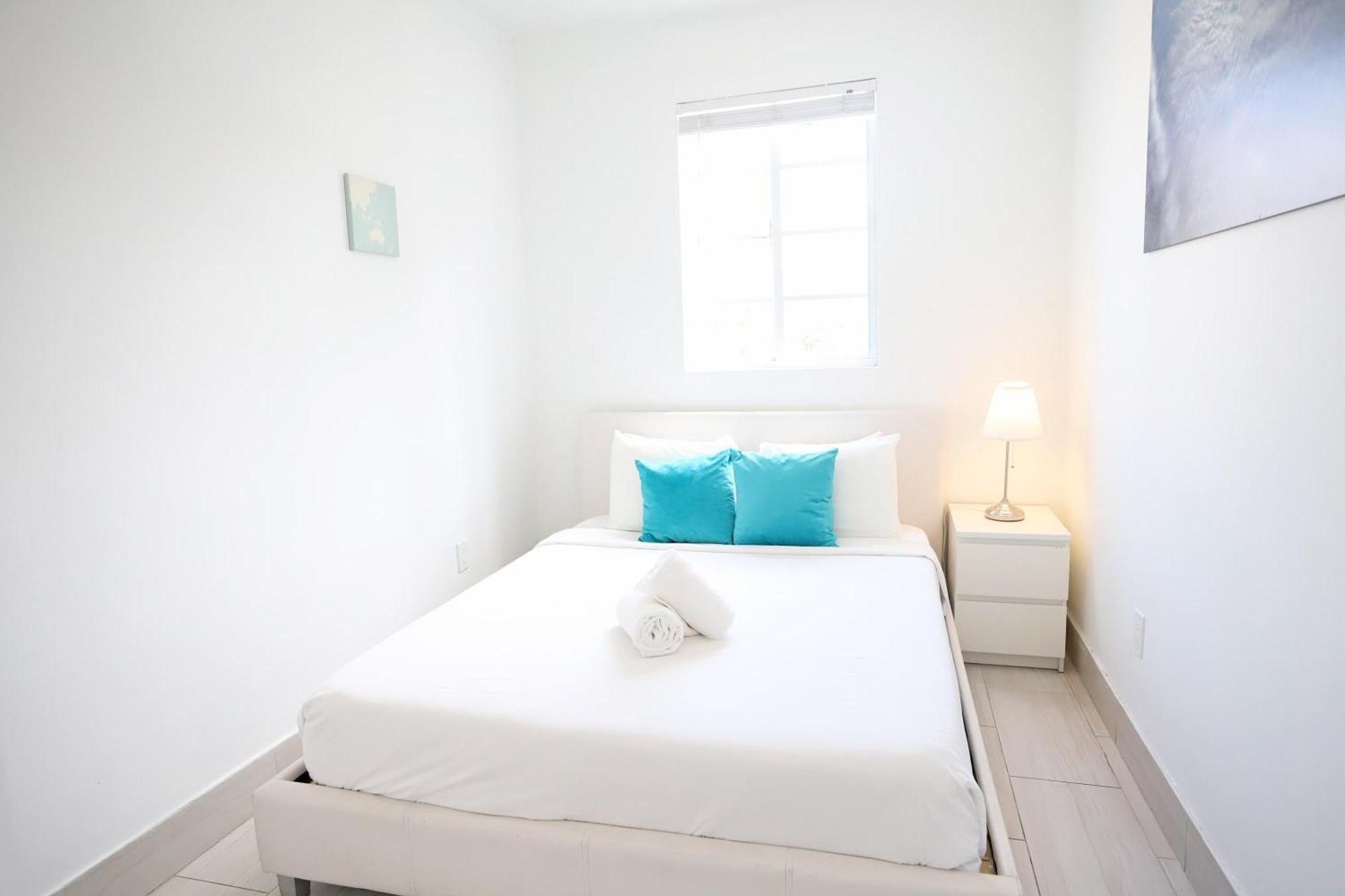 2 Bedroom Apartment 3 Minute Walk To South Beach & Ocean Drive Miami Beach Bagian luar foto
