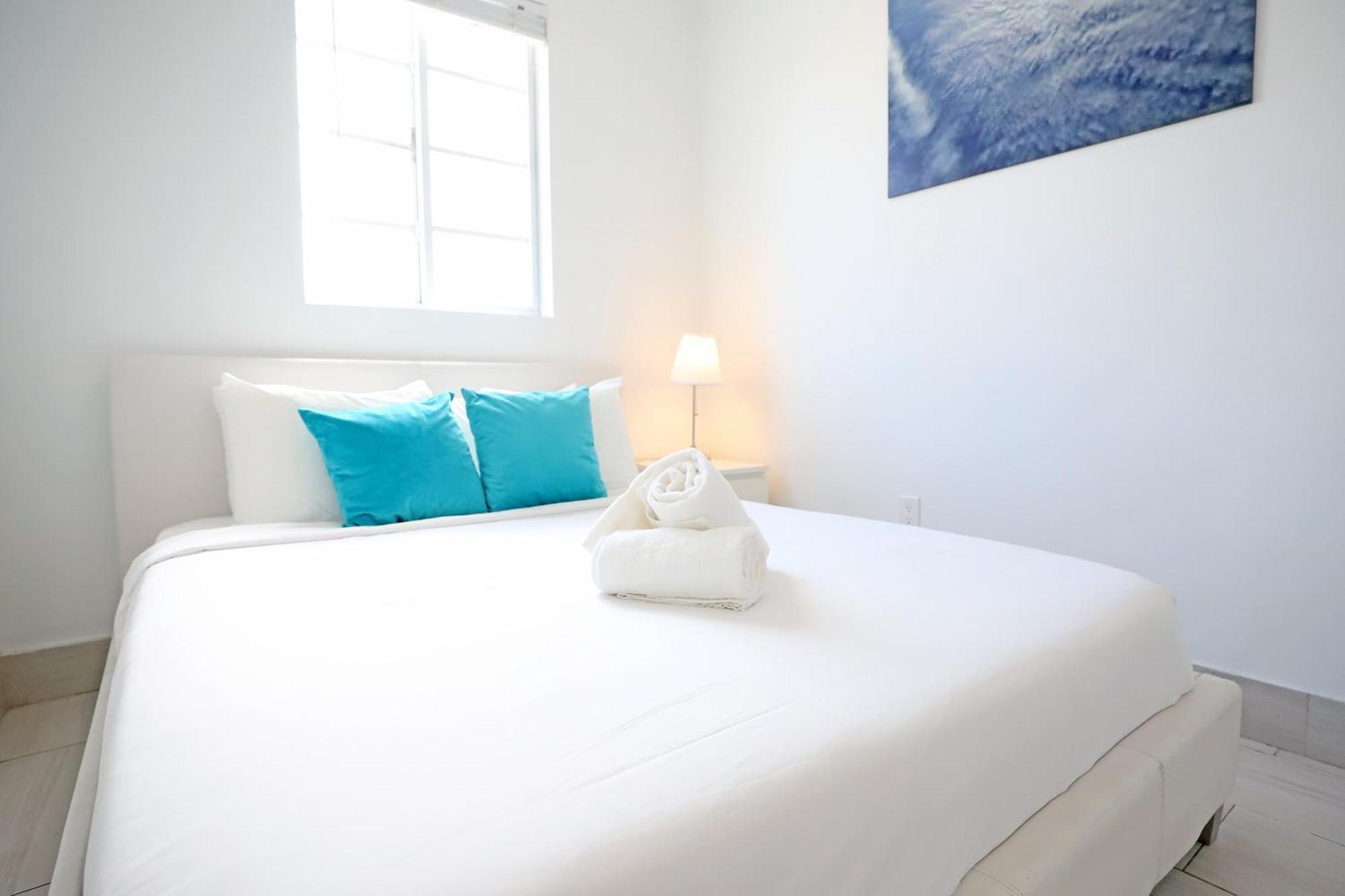 2 Bedroom Apartment 3 Minute Walk To South Beach & Ocean Drive Miami Beach Bagian luar foto