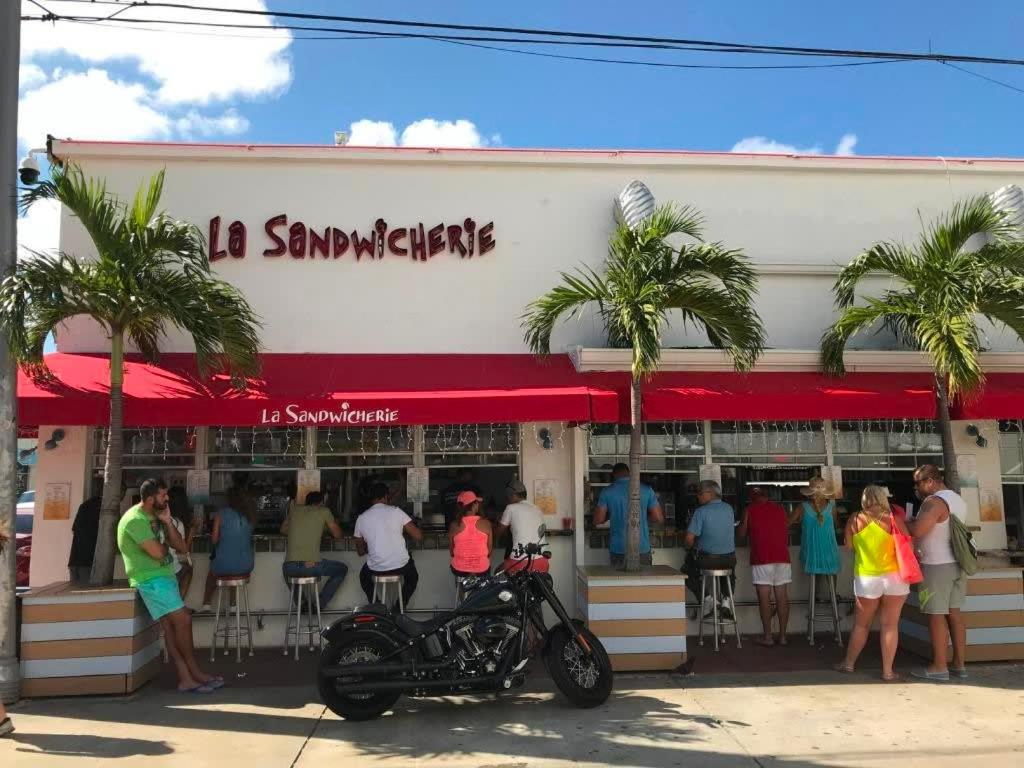 2 Bedroom Apartment 3 Minute Walk To South Beach & Ocean Drive Miami Beach Bagian luar foto
